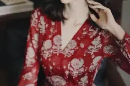 界面快评 多名网红因造谣造假被刑拘刑事追责倒逼守法底线