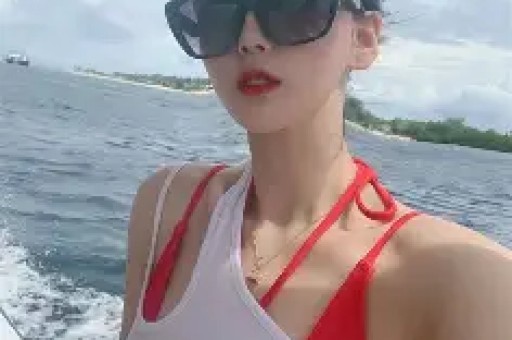 33岁女星官宣怀孕！孕期出血从厕所爬出来找老公男方身份太神秘